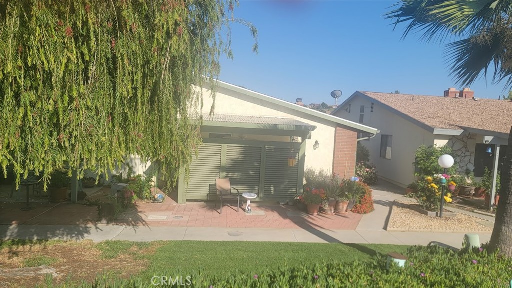 199 Summit View Drive, Unit B Calimesa, CA 92320 - Photo 2 of 34