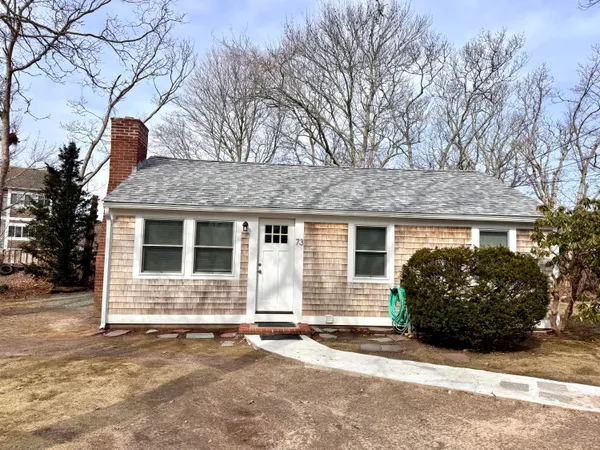 $459,900 | 73 Kings Way, Hyannis, MA 02601