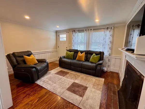 $459,900 | 73 Kings Way, Hyannis, MA 02601