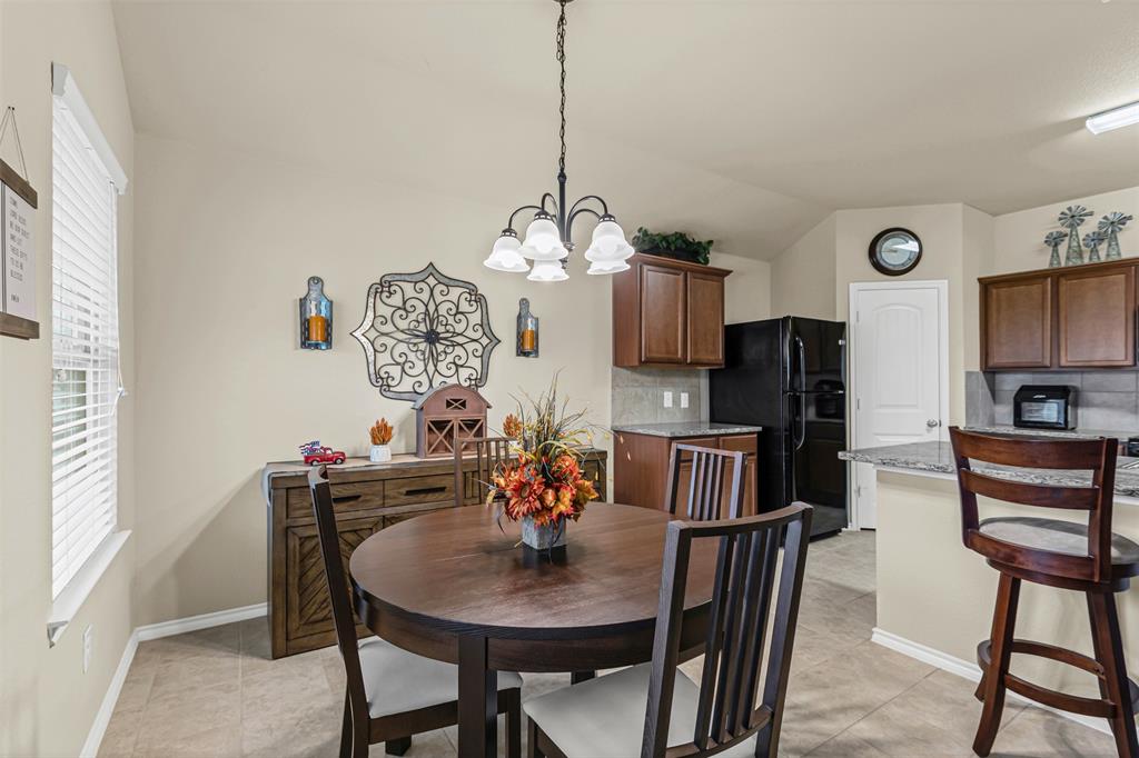 1104 Ruby Court Princeton, TX 75407 - Photo 6 of 40