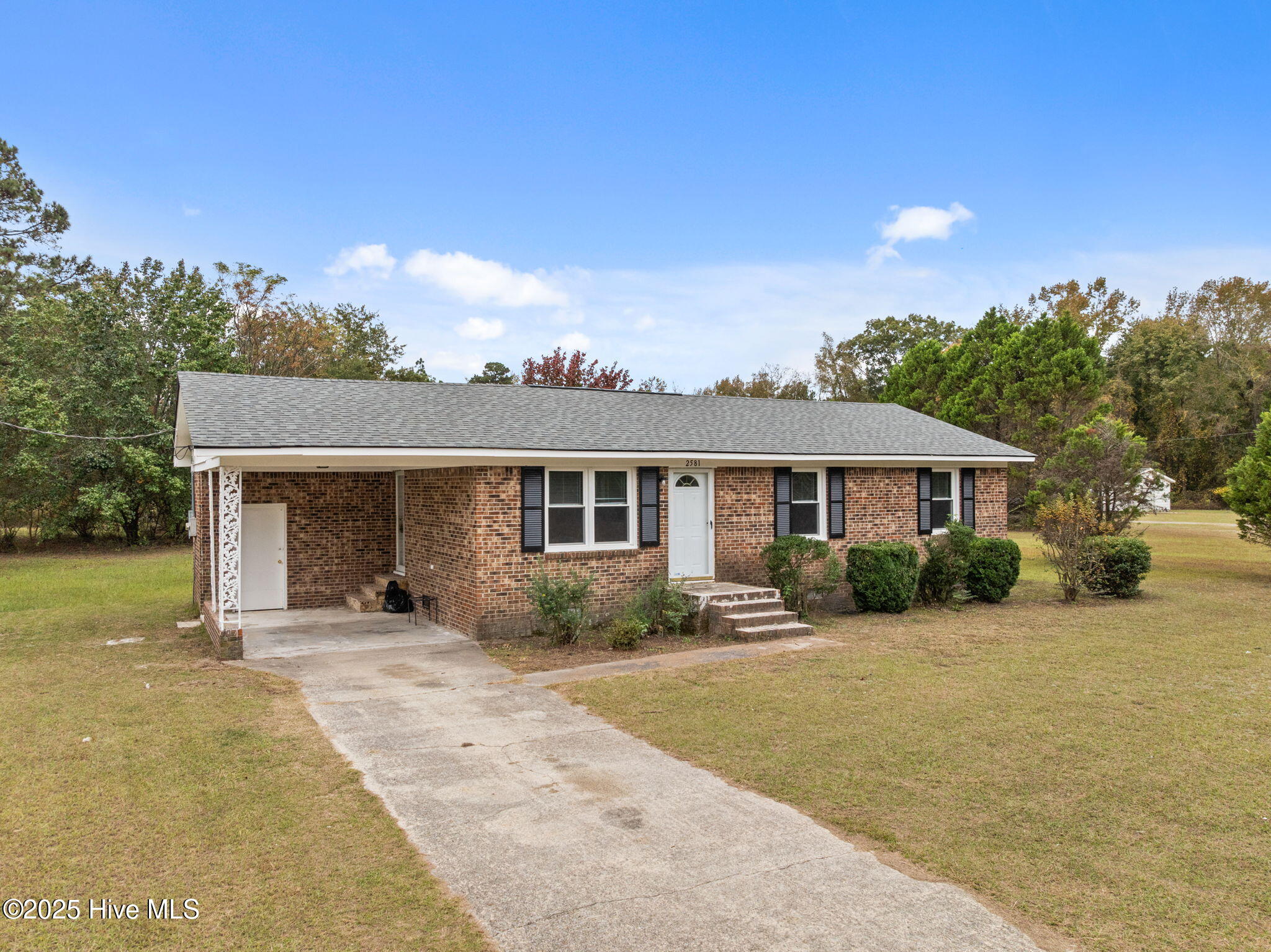 2581 Pocosin Road Ayden, NC 28513 - Photo 2 of 41 3-web-or-mls-DJI_0958