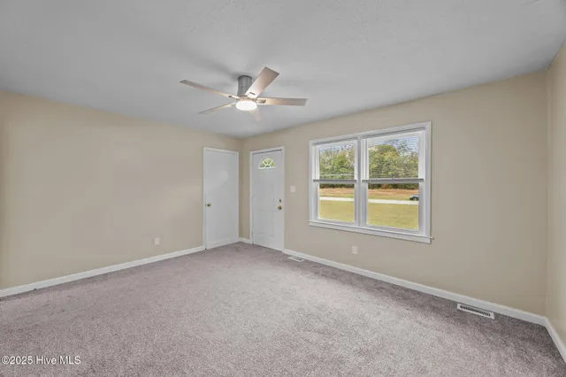 $199,900 | 2581 Pocosin Road, Ayden, NC 28513