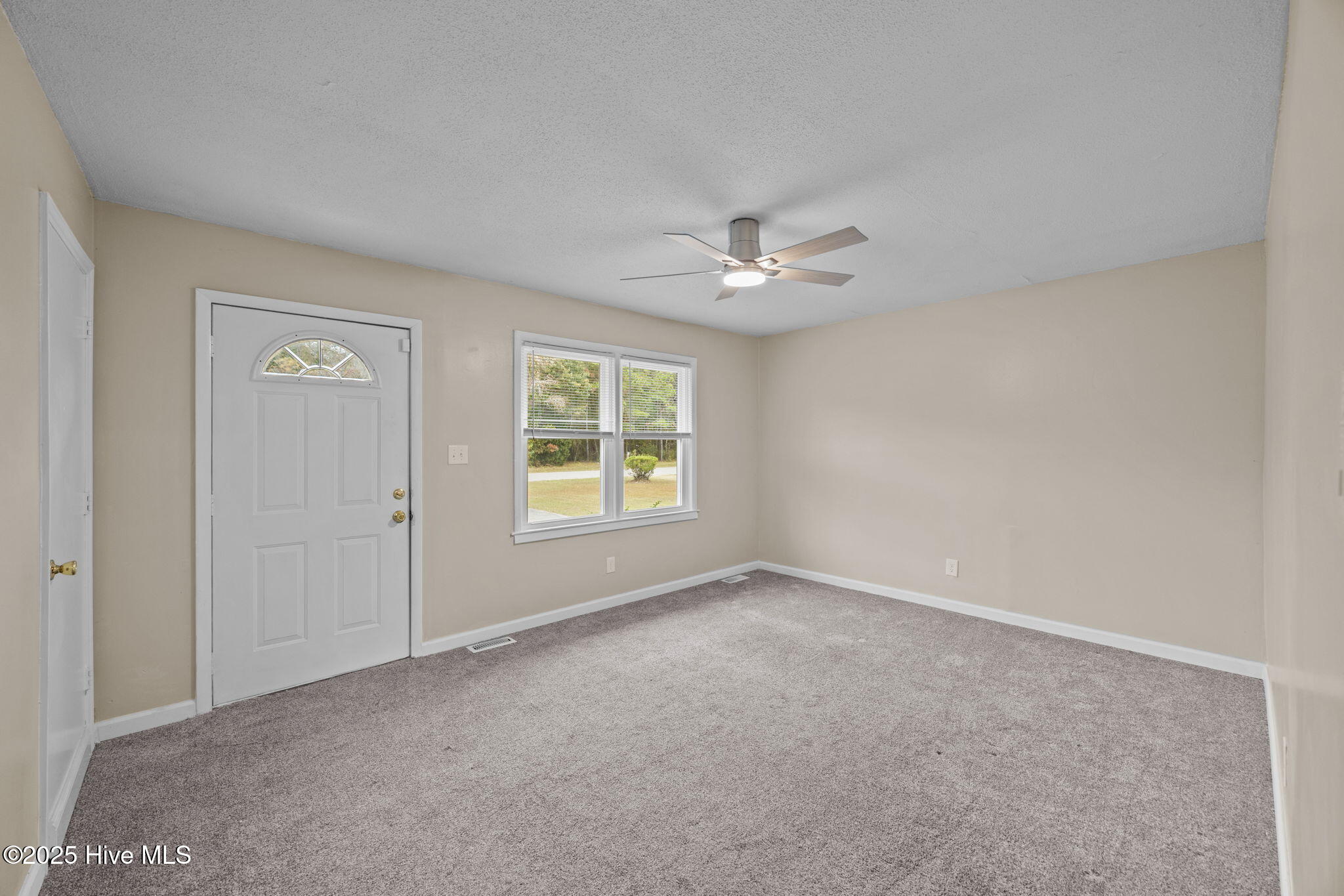 2581 Pocosin Road Ayden, NC 28513 - Photo 7 of 41 7-web-or-mls-BLS_0009