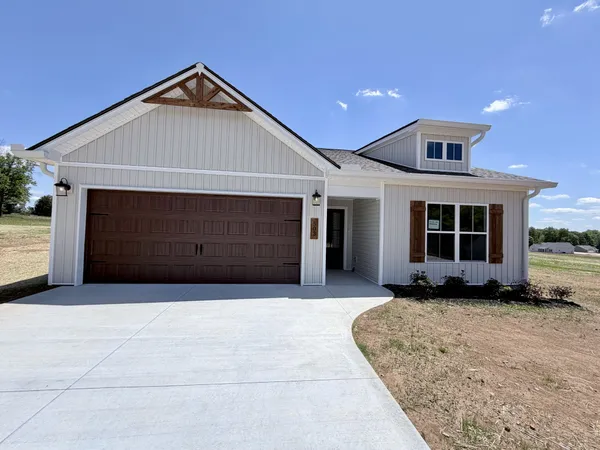 $384,900 | 503 Mandalorian Way, Dickson, TN 37055