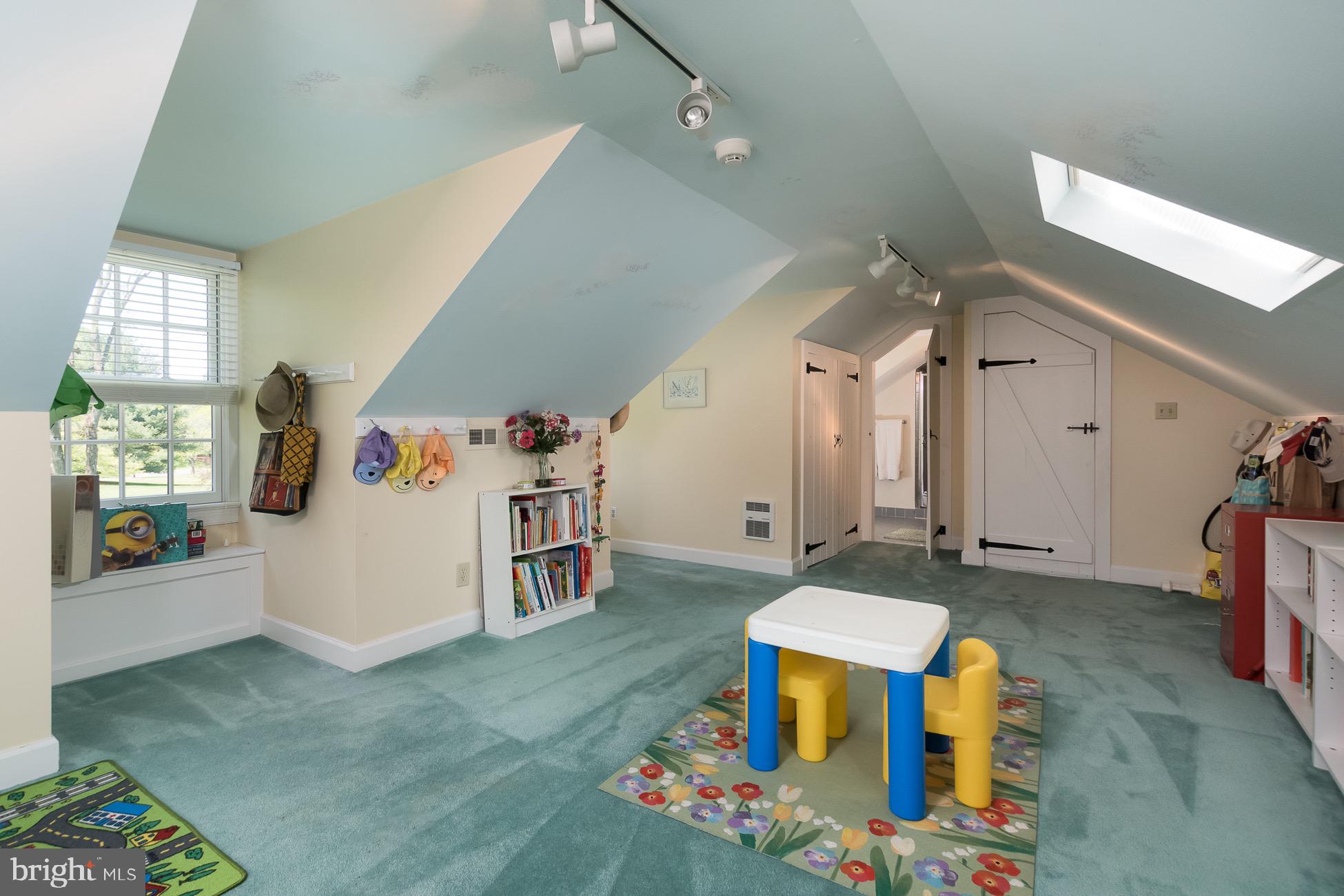 35 Colfax Road Skillman, NJ 08558 - Photo 33 of 49