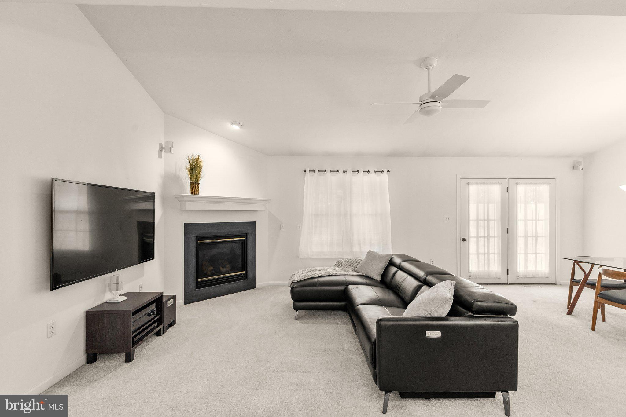 7635 Seneca Ridge Drive York, PA 17403 - Photo 6 of 24 Gallery Image 6