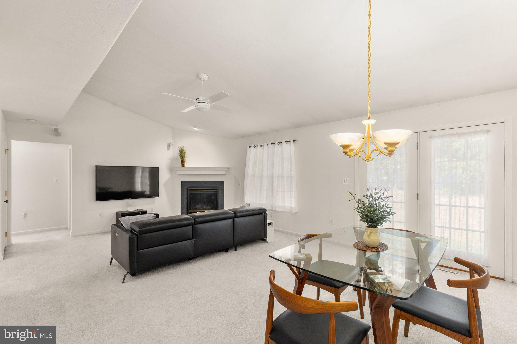 7635 Seneca Ridge Drive York, PA 17403 - Photo 10 of 24 Gallery Image 10