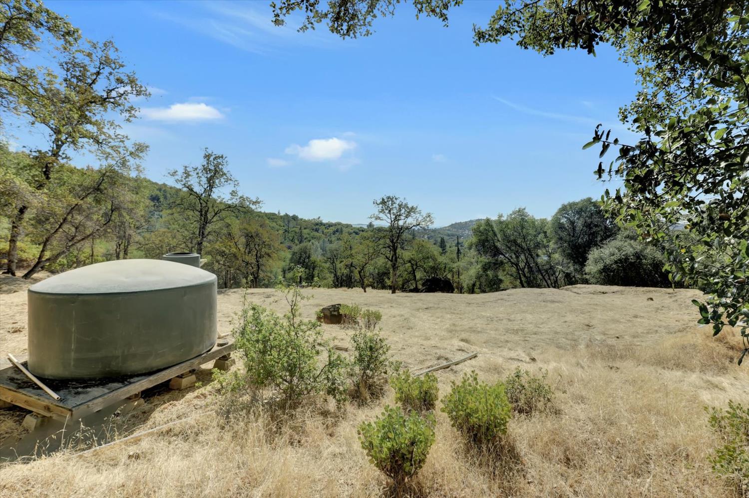 12920 Woodlake Road Grass Valley, CA 95949 - Photo 5 of 99
