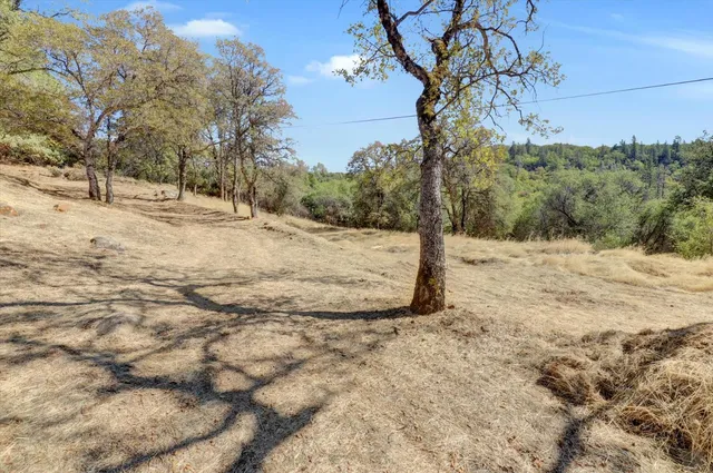 $179,000 | 12920 Woodlake Road, Grass Valley, CA 95949