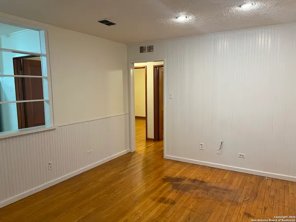 $1,450 | 309 Aero Avenue, Schertz, TX 78154