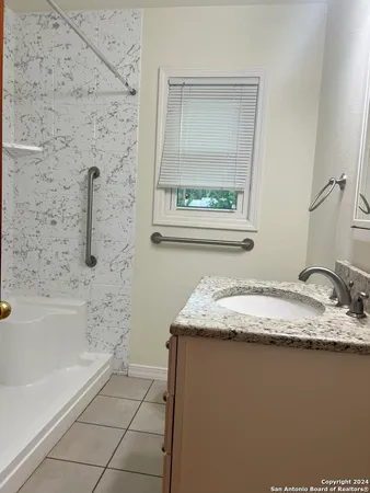 $1,450 | 309 Aero Avenue, Schertz, TX 78154