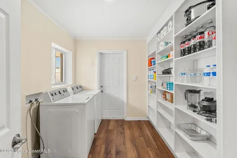 $469,900 | 498 Chamberlin Avenue Northwest, Palm Bay, FL 32907