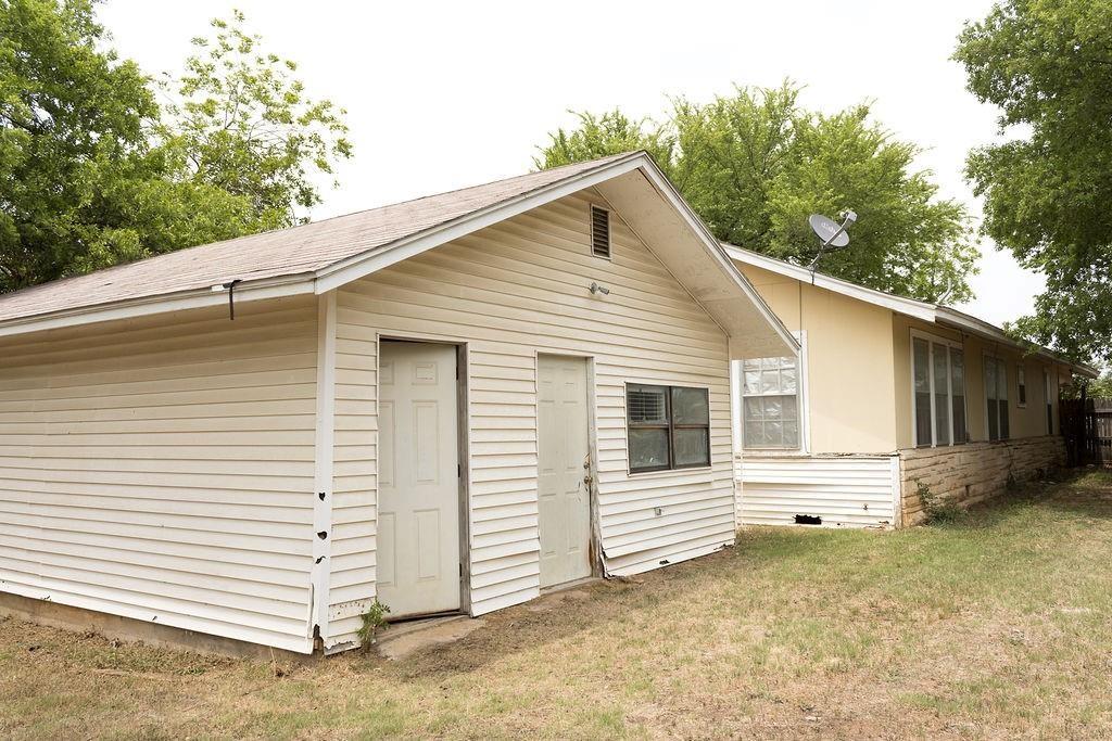 423 Elm Street Ranger, TX 76470 - Photo 12 of 12