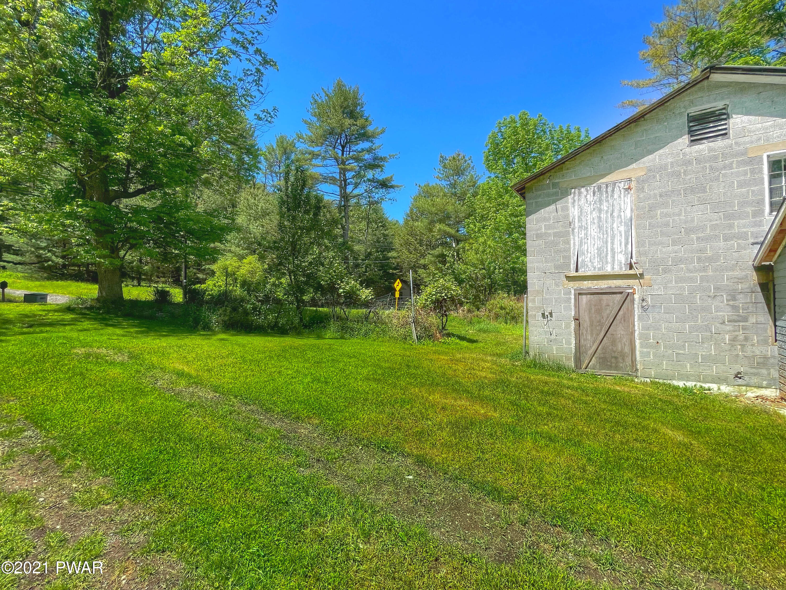 120 Bee Hollow Road Shohola, PA 18458 - Photo 35 of 38