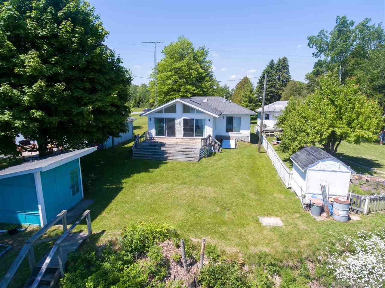 5824 North Lakeshore Road Deckerville, MI 48427 - Photo 9 of 36