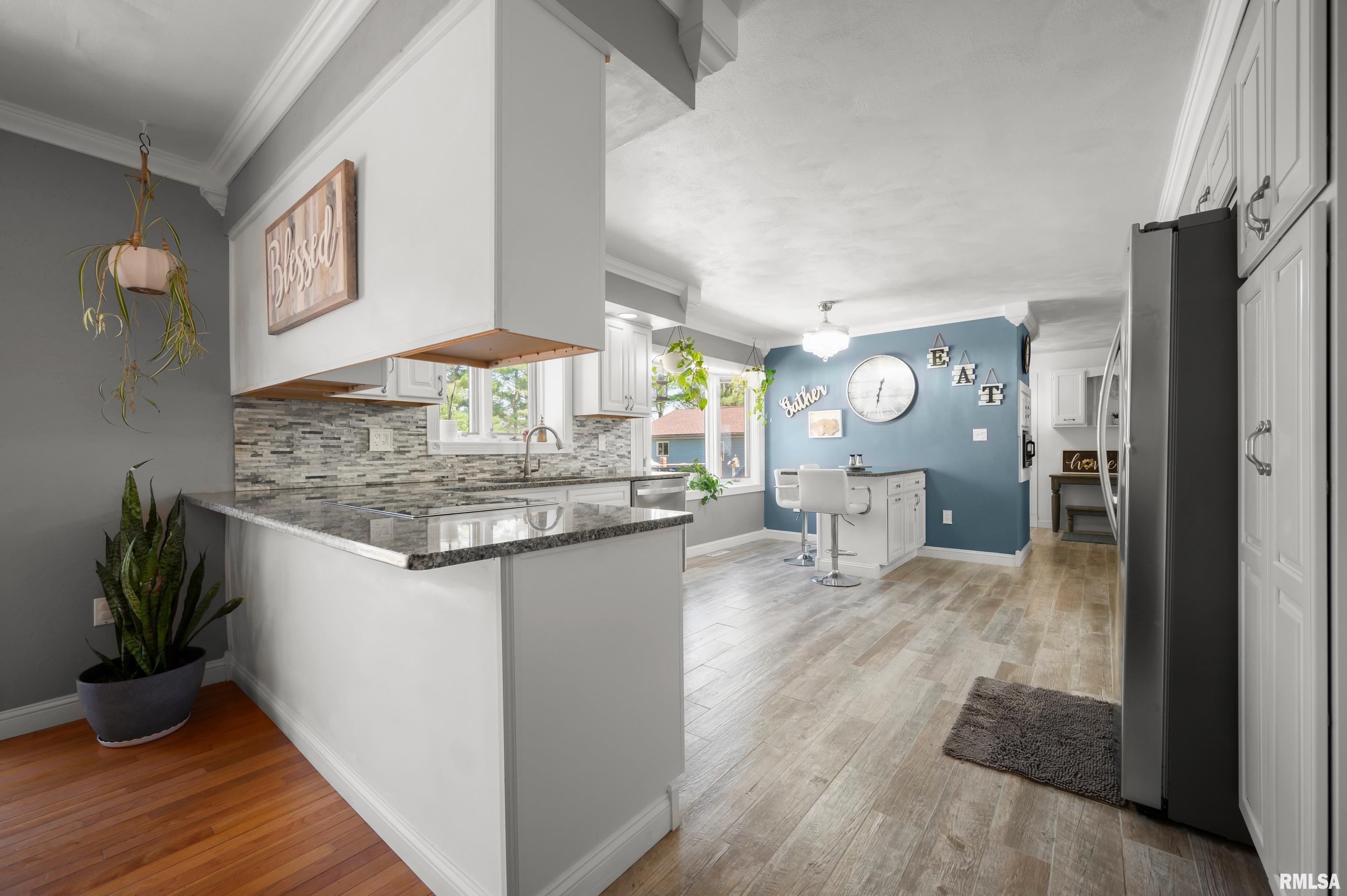 348 Circle Shore Drive Washington, IL 61571 - Photo 12 of 54