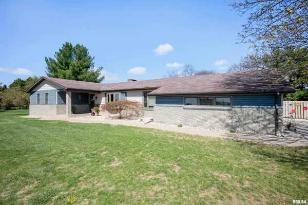 $524,900 | 348 Circle Shore Drive, Washington, IL 61571
