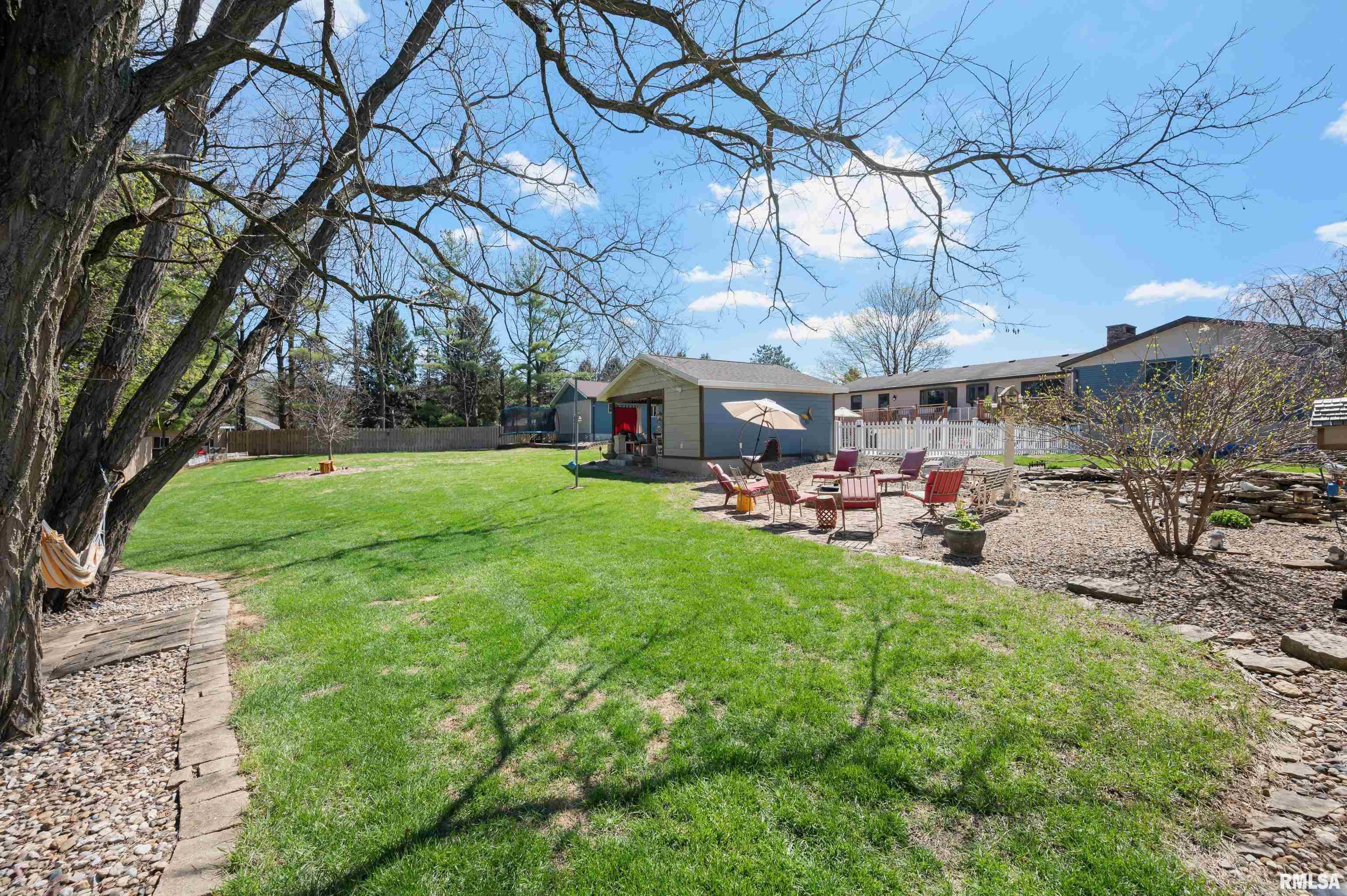 348 Circle Shore Drive Washington, IL 61571 - Photo 41 of 54