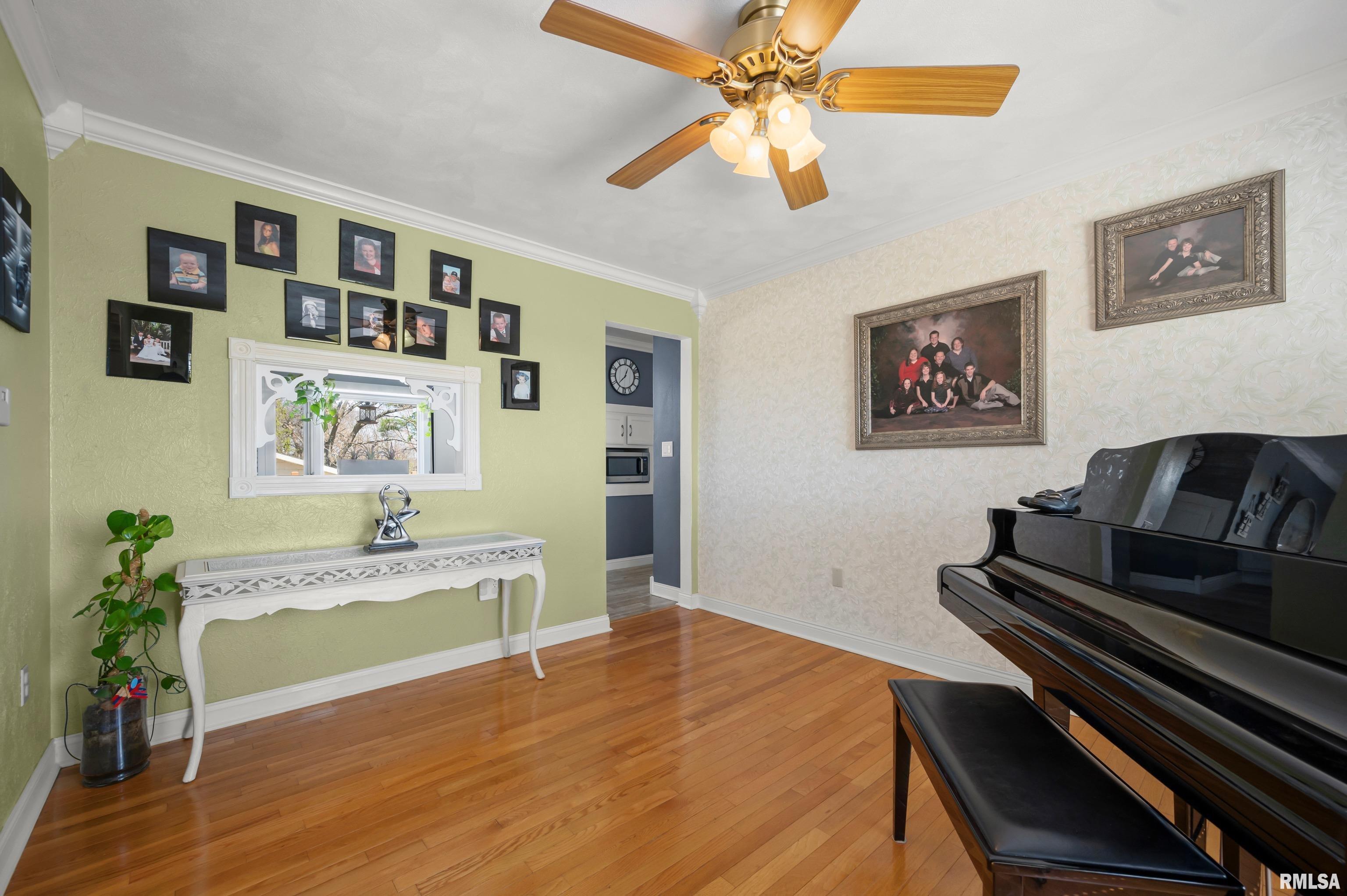 348 Circle Shore Drive Washington, IL 61571 - Photo 10 of 54