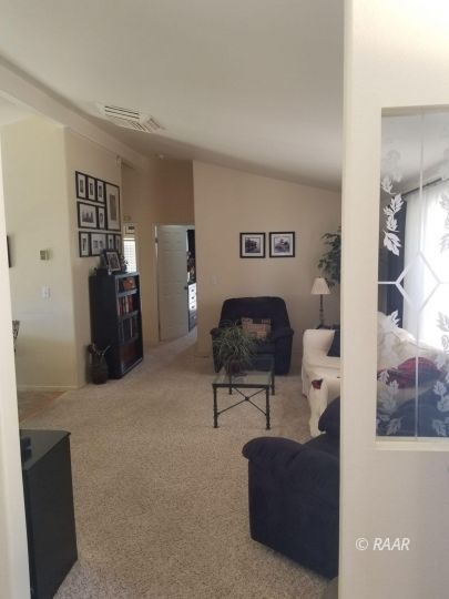 4044 Johnston Avenue Ridgecrest, CA 93555 - Photo 4 of 19
