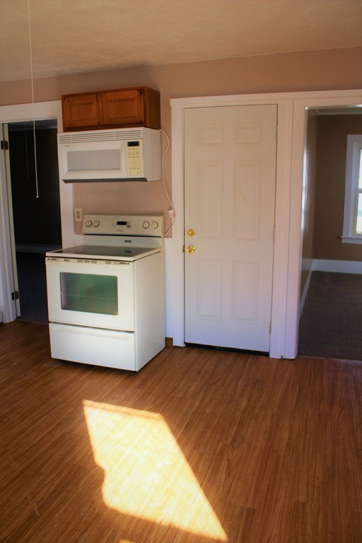 19 Maple Avenue Ware, MA 01082 - Photo 8 of 15 Gallery Image 8