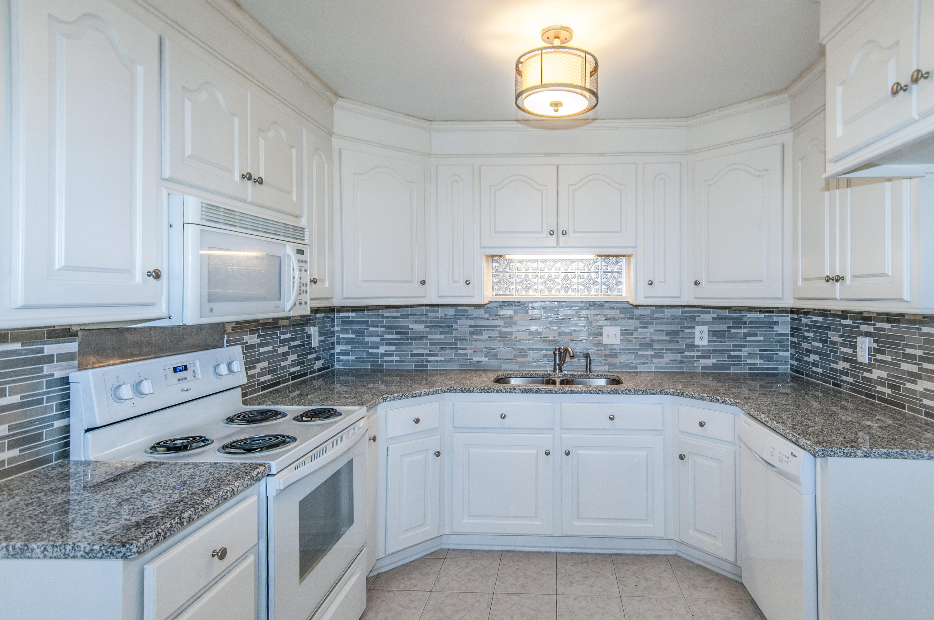 207 Turtle Cove Road Summerville, SC 29485 - Photo 14 of 41 12. 207 Turtle Cove Rd Summerville SC 29