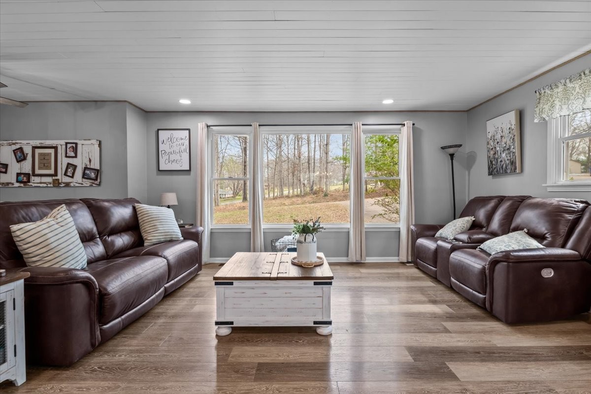 105 Clearwater Drive Tennessee Ridge, TN 37178 - Photo 11 of 67