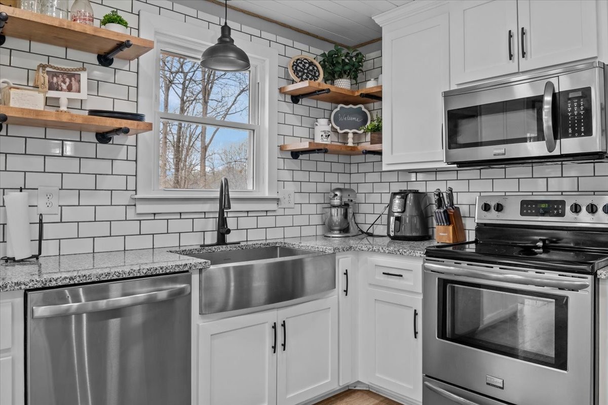 105 Clearwater Drive Tennessee Ridge, TN 37178 - Photo 15 of 67