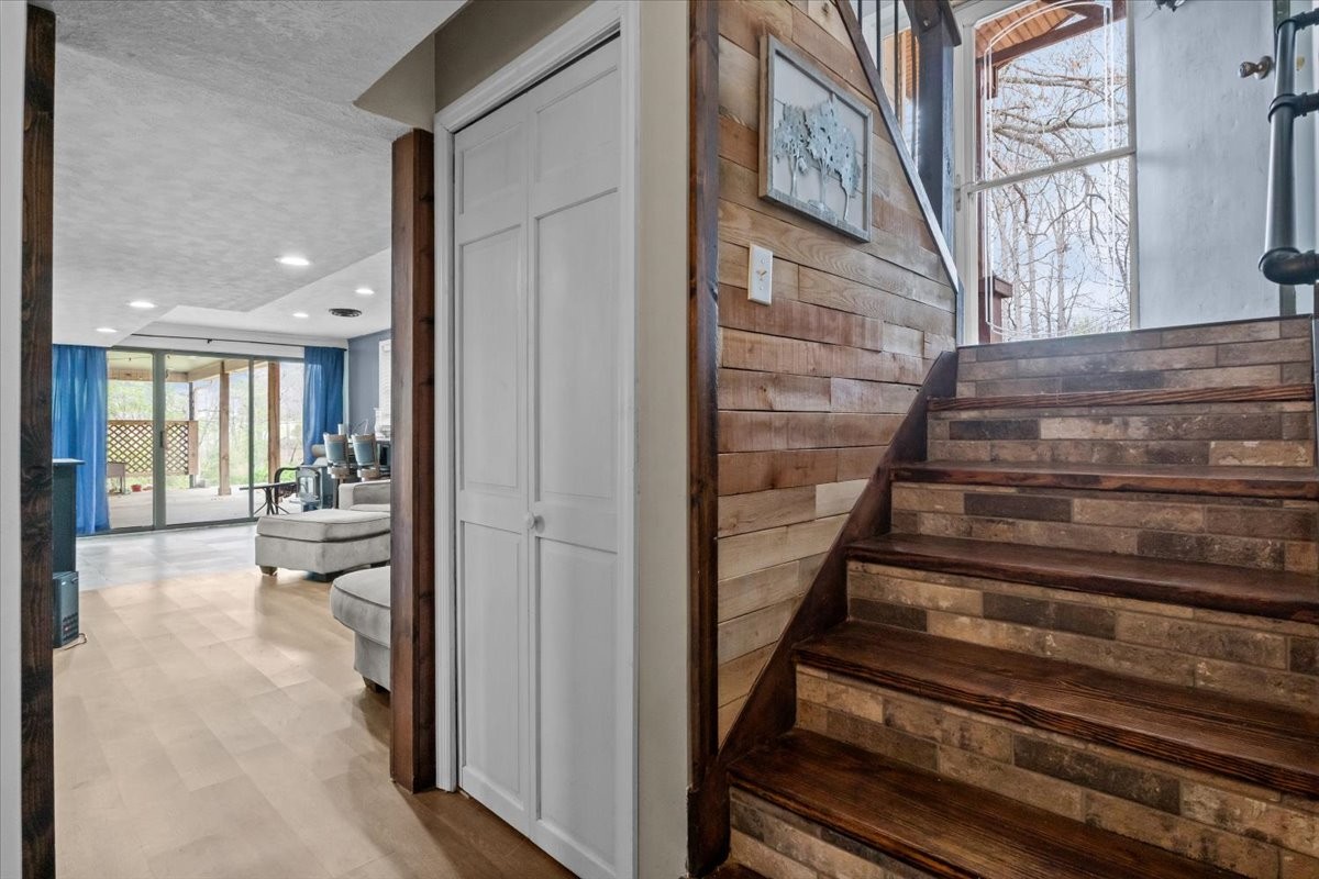 105 Clearwater Drive Tennessee Ridge, TN 37178 - Photo 31 of 67