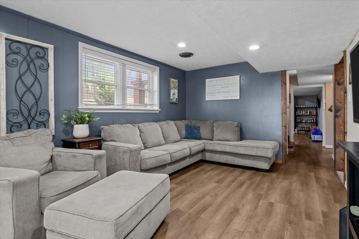 105 Clearwater Drive Tennessee Ridge, TN 37178 - Photo 33 of 67