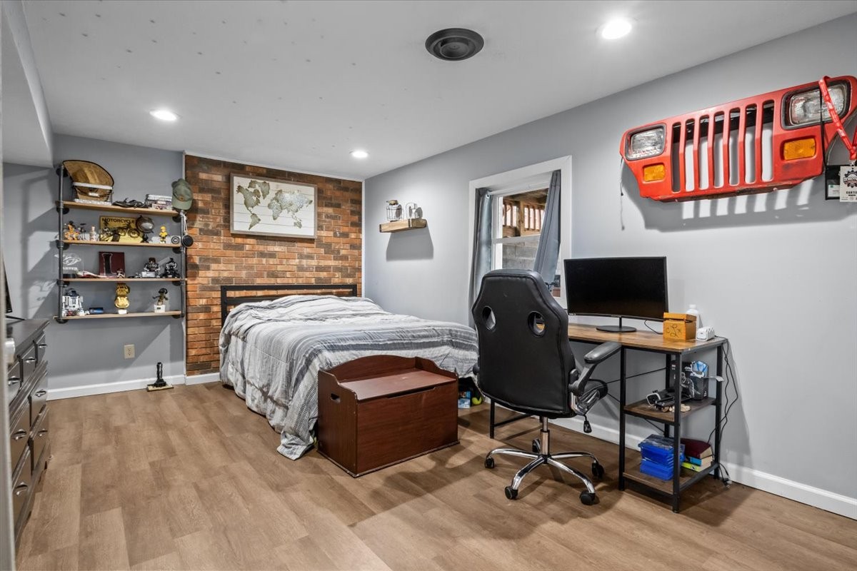 105 Clearwater Drive Tennessee Ridge, TN 37178 - Photo 37 of 67