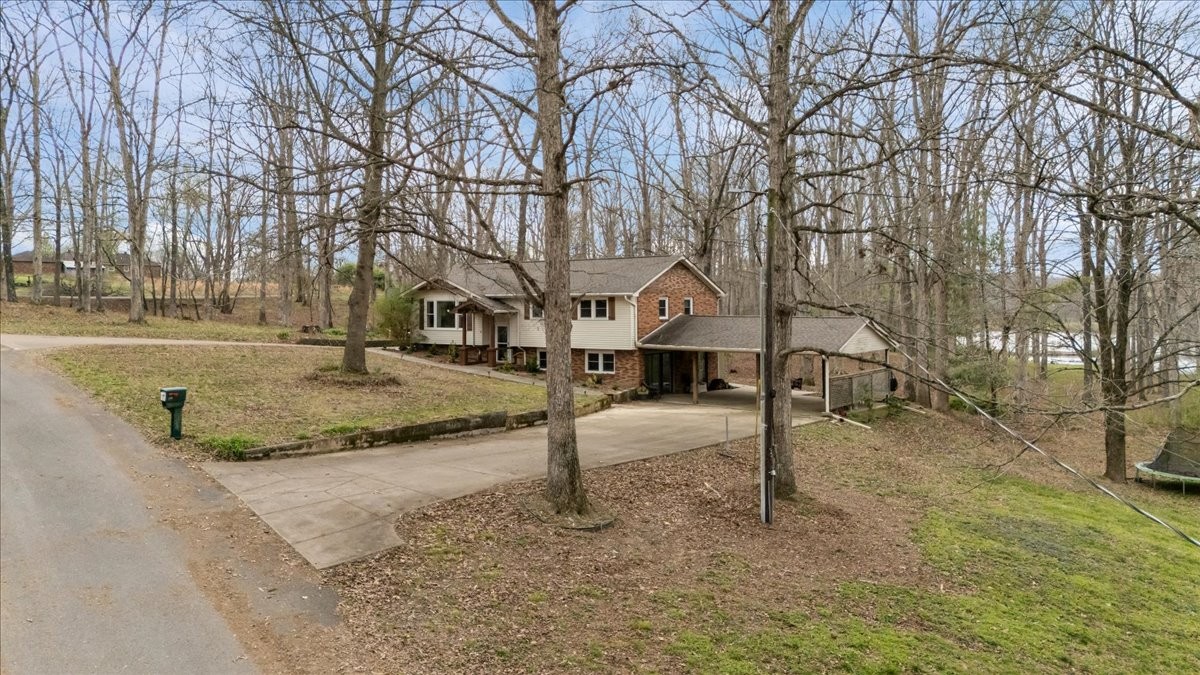 105 Clearwater Drive Tennessee Ridge, TN 37178 - Photo 4 of 67