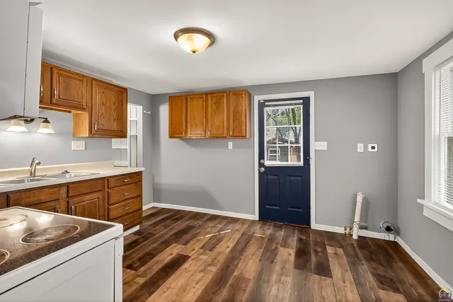 $139,650 | 306 Southwest Clay Street, Topeka, KS 66606