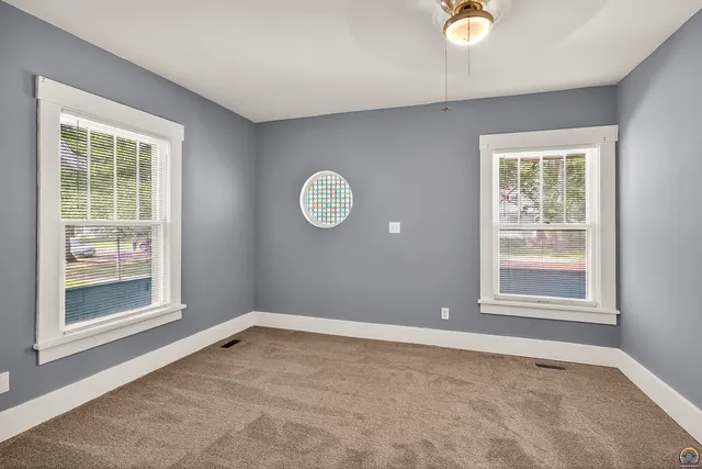 $139,650 | 306 Southwest Clay Street, Topeka, KS 66606