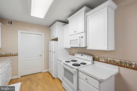 $390,000 | 244 Baltimore Pike, Unit 131A, Glen Mills, PA 19342