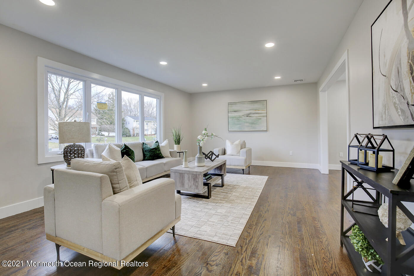 6 - Living Room
