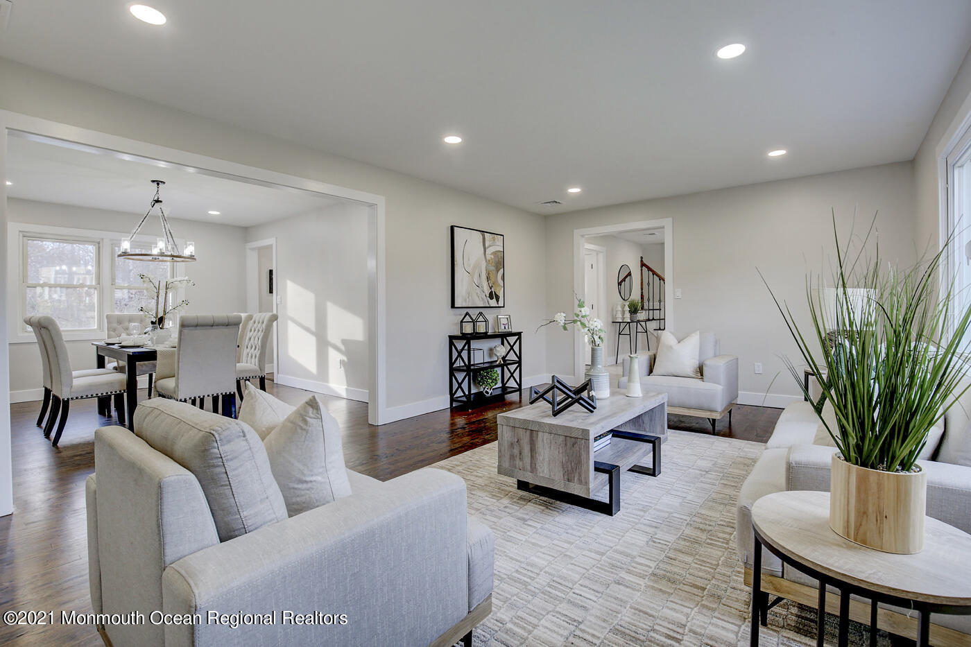 7 - Living Room
