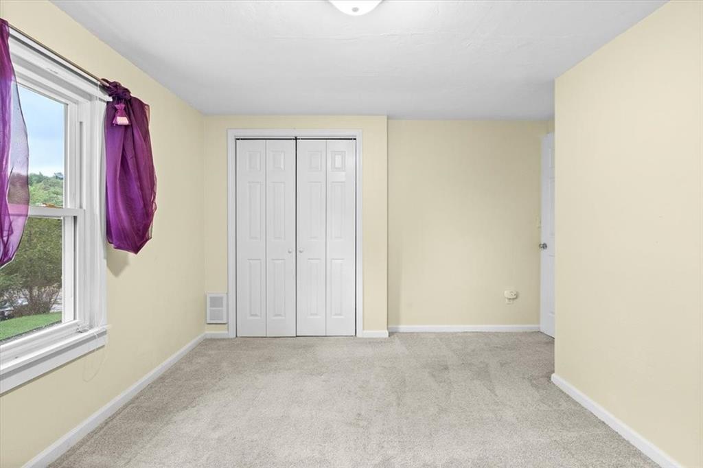 2051 Renton Road Pittsburgh, PA 15239 - Photo 3 of 25 Gallery Image 3