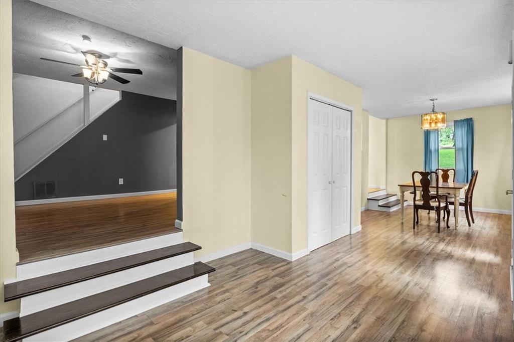 2051 Renton Road Pittsburgh, PA 15239 - Photo 22 of 25 Gallery Image 22