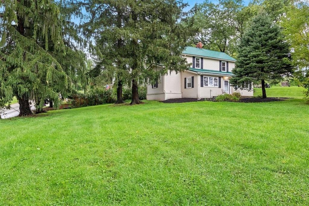 2051 Renton Road Pittsburgh, PA 15239 - Photo 24 of 25 Gallery Image 24