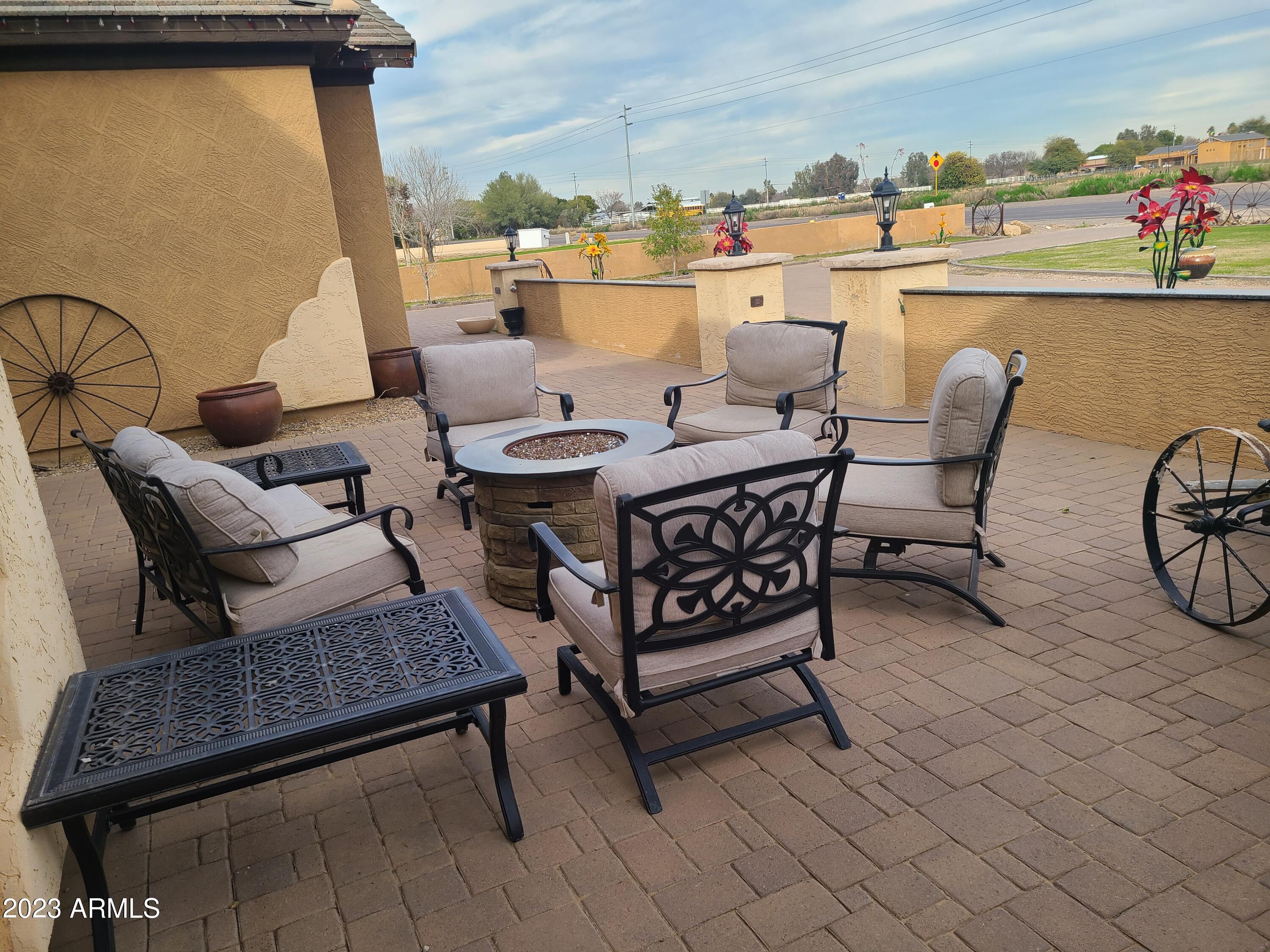 6806 North Citrus Road Waddell, AZ 85355 - Photo 92 of 124 Large front courtyard
