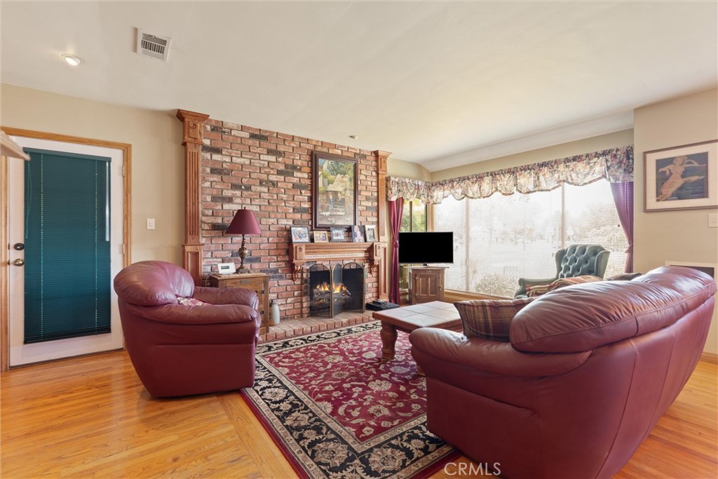 5502 East Pageantry Street Long Beach, CA 90808 - Photo 14 of 43