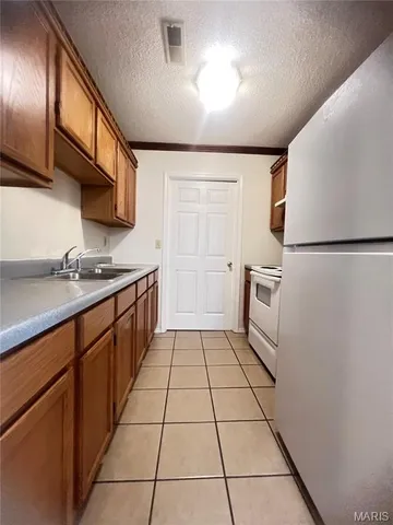 $139,900 | 812 West Douglas Street, New Douglas, IL 62074