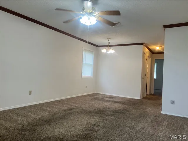 $139,900 | 812 West Douglas Street, New Douglas, IL 62074