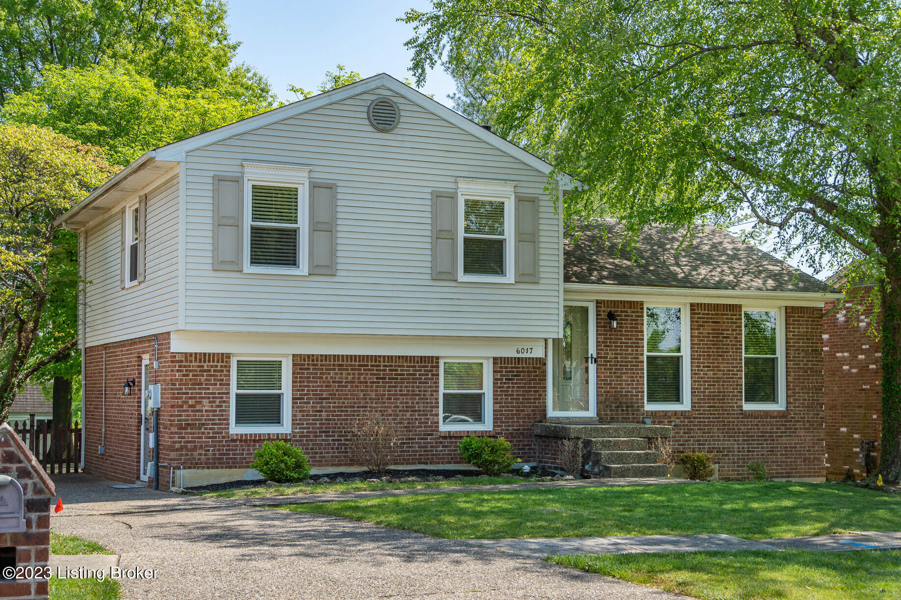 6017 Stone Bluff Road Louisville, KY 40291 - Photo 6 of 65 6017-Stone-Bluff-Rd_006