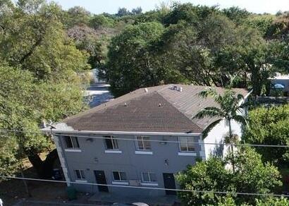 14040 Northeast 2nd Avenue Miami, FL 33161 - Photo 14 of 16 an aerial view of a house