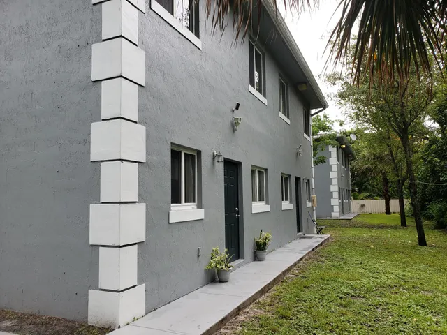 $3,485 | 14040 Northeast 2nd Avenue, Miami, FL 33161