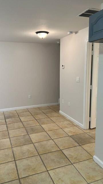 14040 Northeast 2nd Avenue Miami, FL 33161 - Photo 7 of 16 a view of an empty room