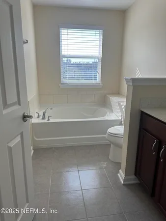 $2,095 | 549 Richmond Drive, St. Johns, FL 32259
