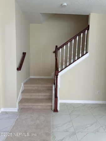 $2,095 | 549 Richmond Drive, St. Johns, FL 32259